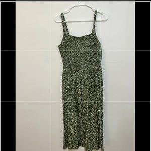 Old Navy Green Smocked Midi Dress with Pockets
